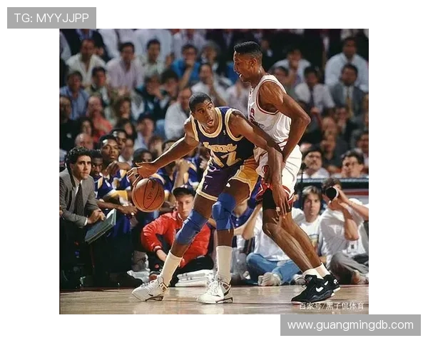 斯科蒂·皮蓬：篮球传奇的崛起与挑战，如何成就伟大却被忽视的英雄