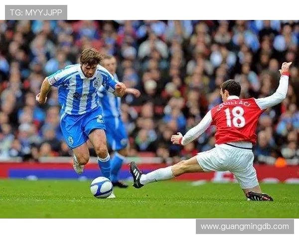 伯明翰主场迎战哈德斯菲尔全力争胜的精彩对决分析